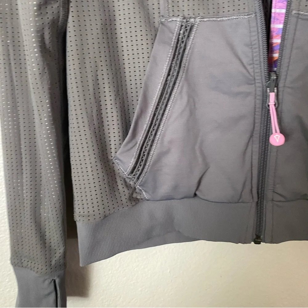 Ivivva Lululemon Girls Twice The Fun Reversible Hooded Zip Jacket Size 14 Purple